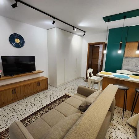 טיראנה Pietro Guesthouse מראה חיצוני תמונה
