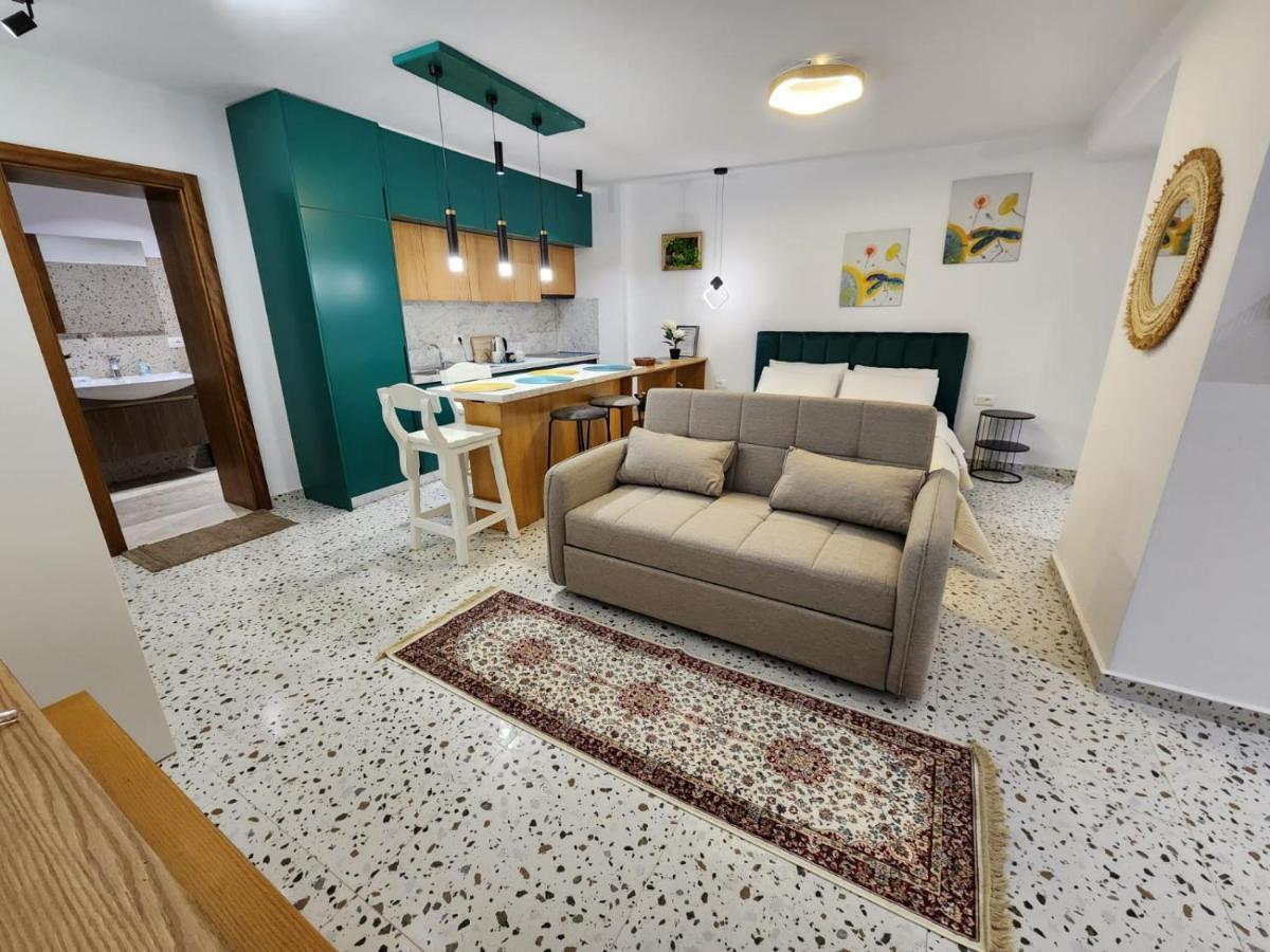 טיראנה Pietro Guesthouse מראה חיצוני תמונה